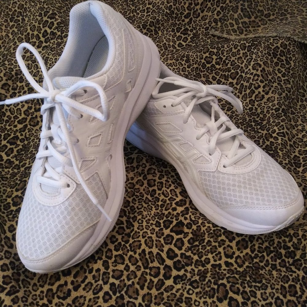 Asics White Size 8.5 Wide Width
